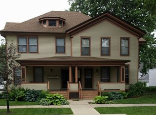 611 E Grove St #2, Bloomington, IL 61701