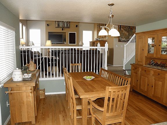 Dining area looking into Great Room