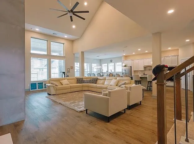 5823 Ash Valley Dr — Photo 13