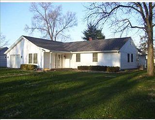 1st image of 2915 Southeast Dr