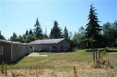 2nd image of 8050 SE Palisades Ln