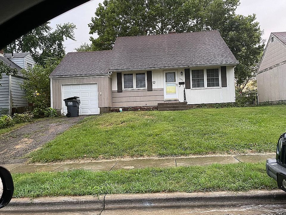 No telephone pole or wires