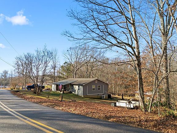 2nd image of 35 Garrett Cir