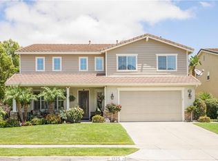1325 Stuart Cir, Corona, CA 92882