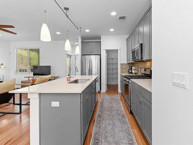 4408 Banister Ln #B — Photo 14