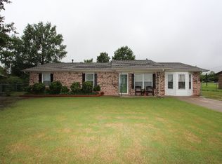 714 S Maxwell Ave, Mounds, OK 74047