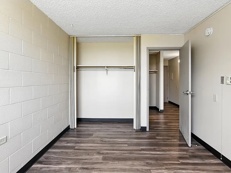 Colona House Senior Apartments - 62+ — Photo 16