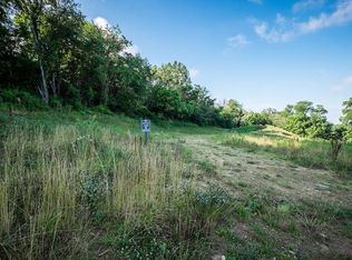 1410 Virginia Ct, Upper St Clair, PA 15241