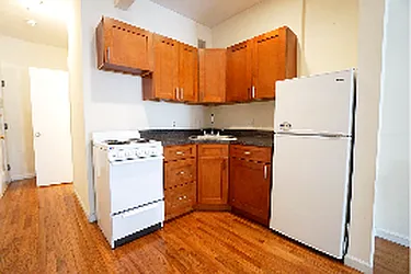 Rented by Best Apartments North Inc