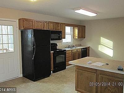 2nd image of 10370 Mount Vernon Cir
