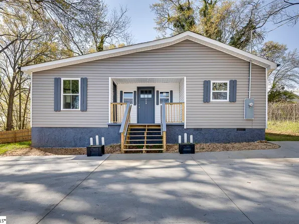 118 W D Avenue Ext, Easley, SC 29640