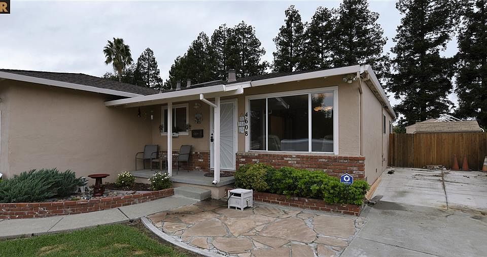 1st image of 4608 Belle Dr