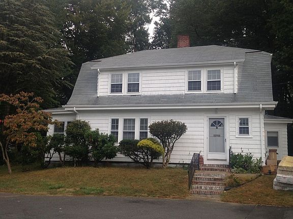 3rd image of 11 Stoddard St