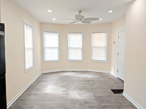 4th image of 80 Bennett St Floor 2