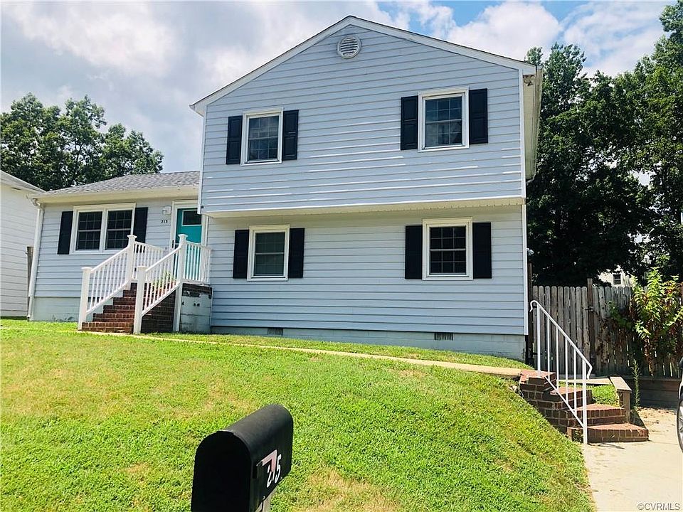 1st image of 215 Bull Run Dr