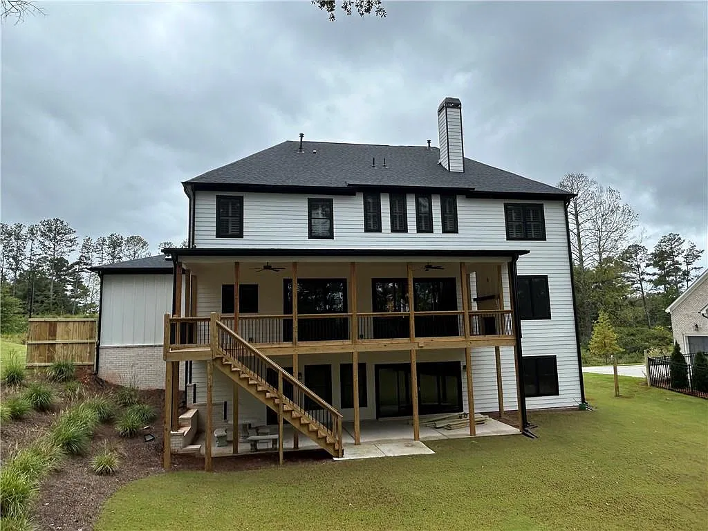 5 bed, 4.5 bath, 3800 sqft, $7,700 — Photo 2