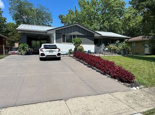 10846 Corona Rd, Cincinnati, OH 45240