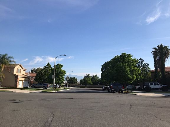 5th image of 2910 Singing Wood Dr