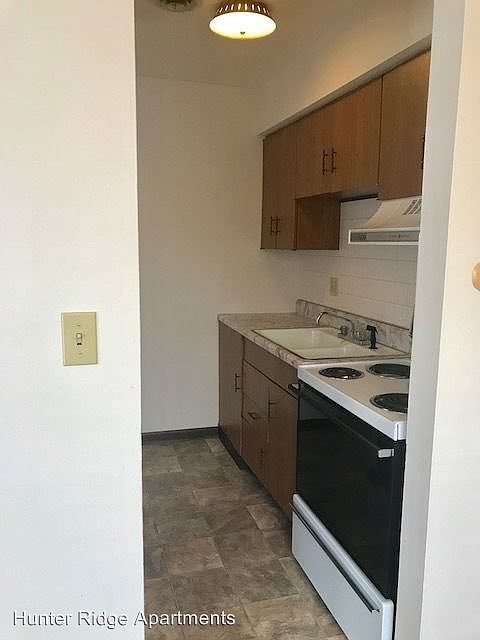 1st image of 245 N Vine St APT 13