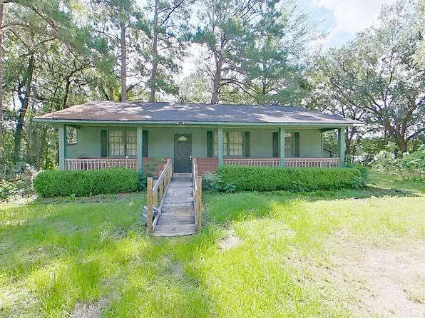 1256 Singletary Rd, Thomasville, GA 31792