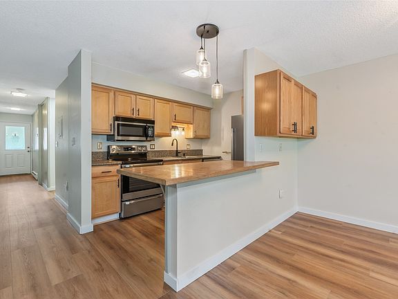 3rd image of 1335 Walton Creek Road UNIT 27