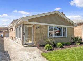 4237 W 83rd St, Chicago, IL 60652
