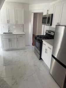 163 N 16Th St, East Orange, NJ, 07017
