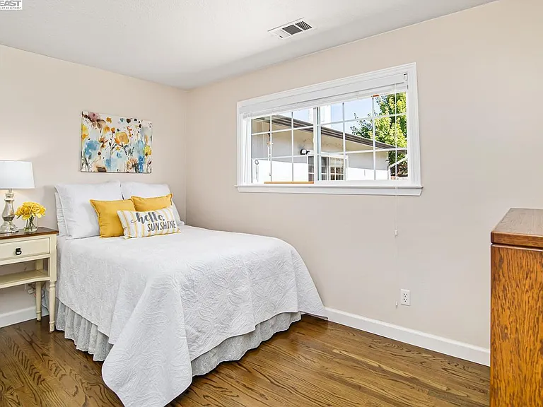620 El Caminito — Photo 4