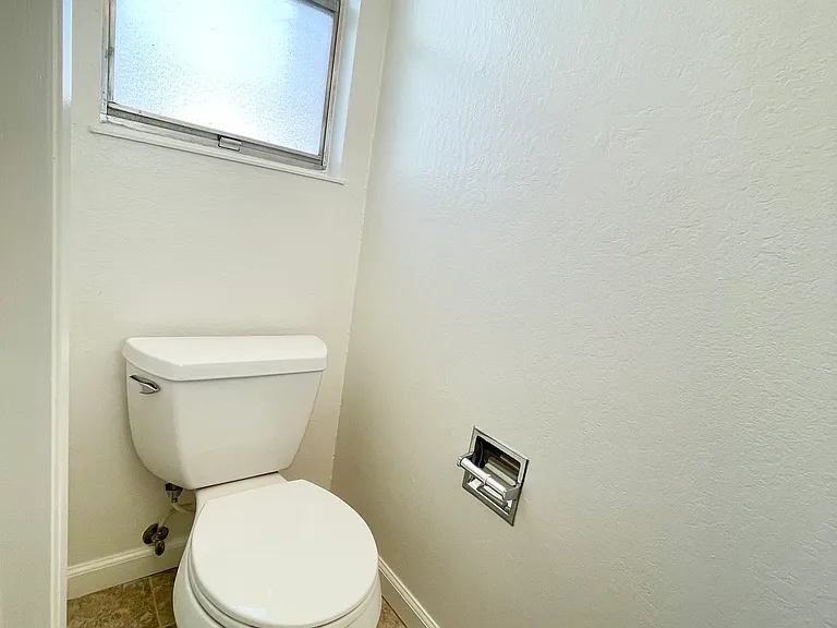 Half bath in the primary suite
