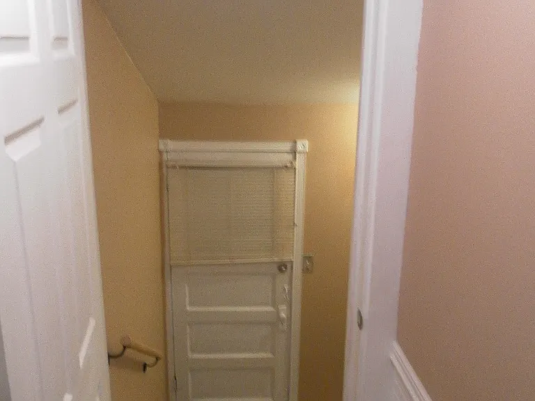 NW Washington St — Photo 28