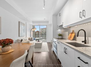 9 Tecumseth St #816, Toronto, ON M5V 0S5