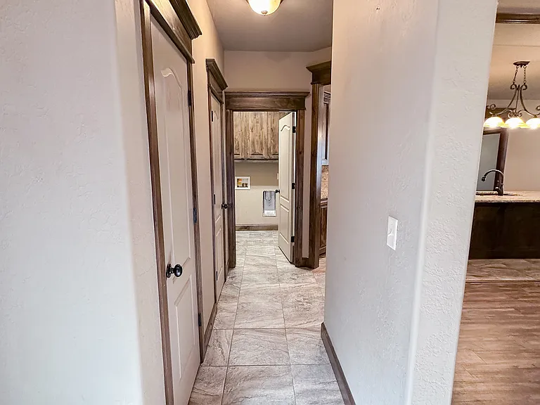 2189 SW 56th St — Photo 11