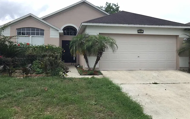3 bed, 2.0 bath, 1612 sqft, $2,290 — Photo 1
