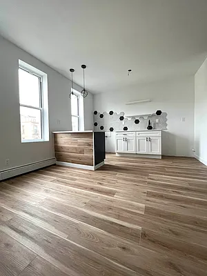 Rented by Compass | media 11