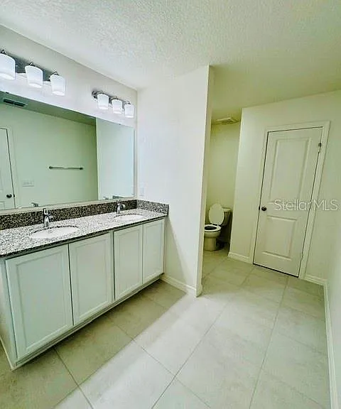 754 Overpool Ave — Photo 11