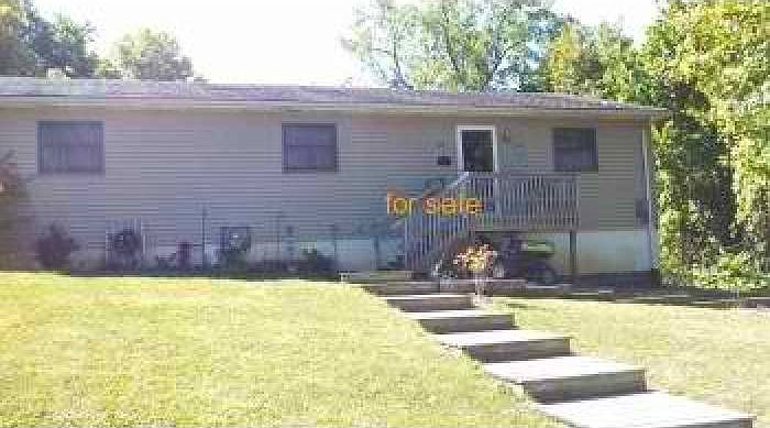 1st image of 325 W North St