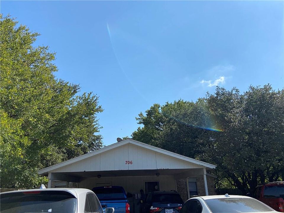 1st image of 706 Osage Dr