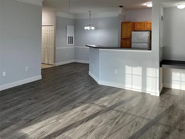 3468 Soho St #306 — Photo 9