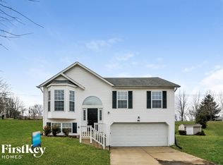 5026 Marne Dr, Florissant, MO 63033