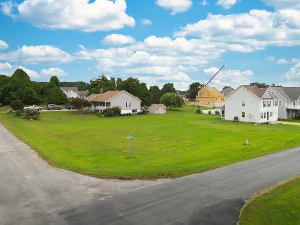 1621 Starboard St #1621, Greenbackville, VA 23356