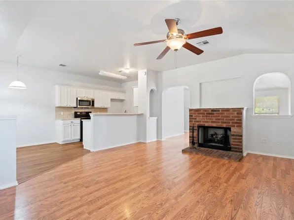 3307 Blue Ridge Dr, Round Rock, TX 78681