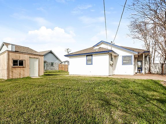 5th image of 6517 Lakeside Dr
