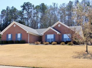 718 Overlook Dr, Winder, GA 30680