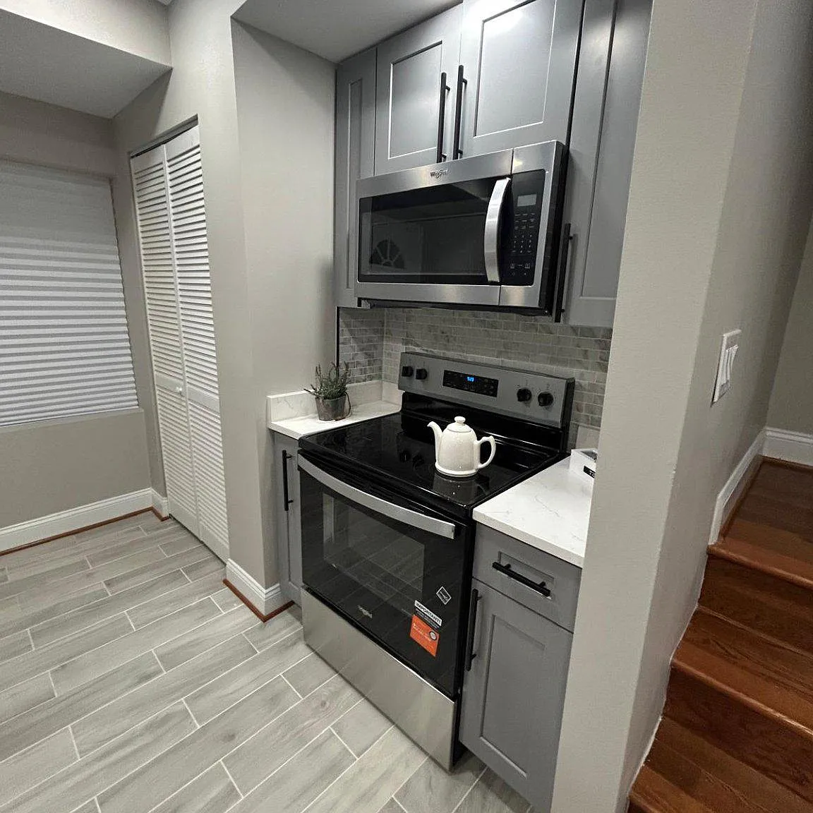3 bed, 2.0 bath, 1120 sqft, $5,500 — Photo 4