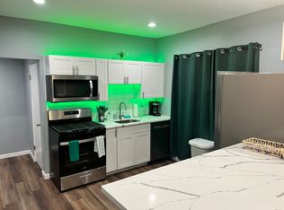 3932 Vinceton St APT 2, Pittsburgh, PA 15214