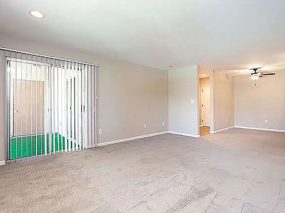 4th image of 10699 San Diego Mission Rd Unit 303