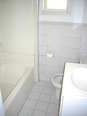 Rented by AWC Real Estate | media 3