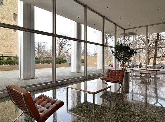 2nd image of 2400 N Lakeview Ave APT 303