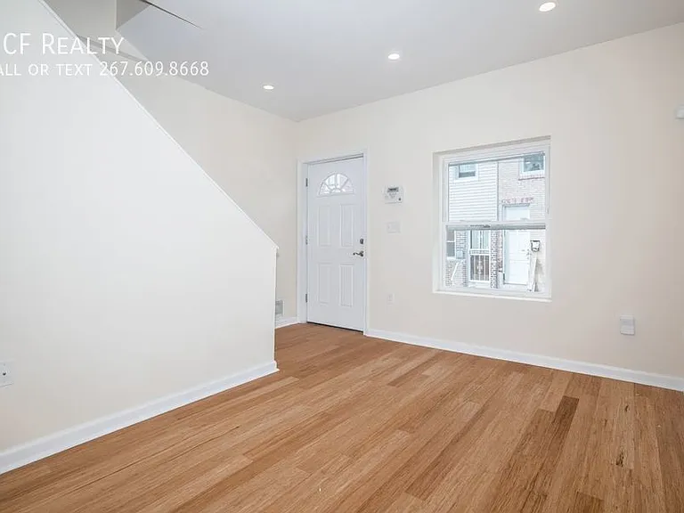 2612 Titan St — Photo 3