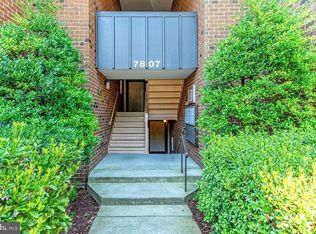 7807 Dassett Ct APT 202, Annandale, VA 22003